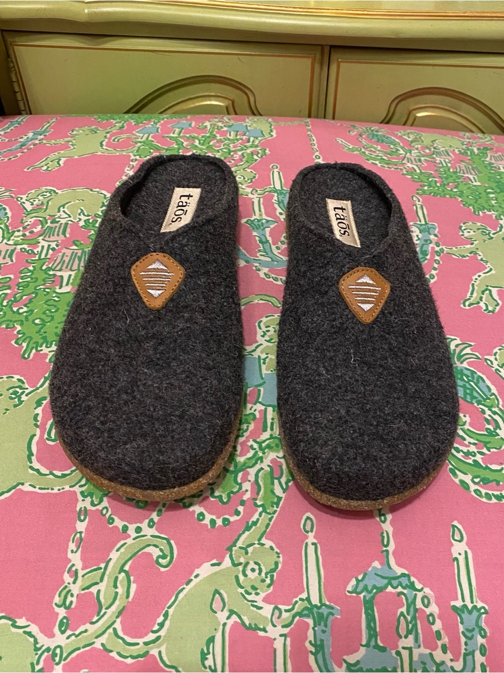 Taos gray My Sweet Wool clogs slippers size 40